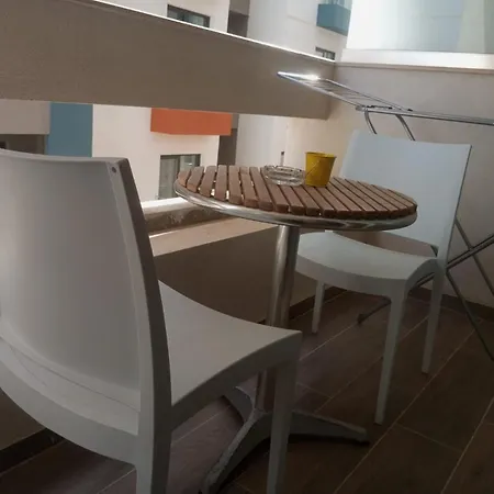 Brand New - 1008 דירה סיינט פול ביי